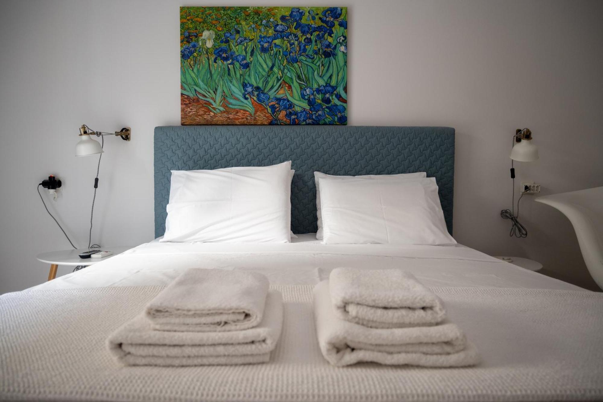 Apartment μονοκατοικία με κήπο στη θάλασσα.
